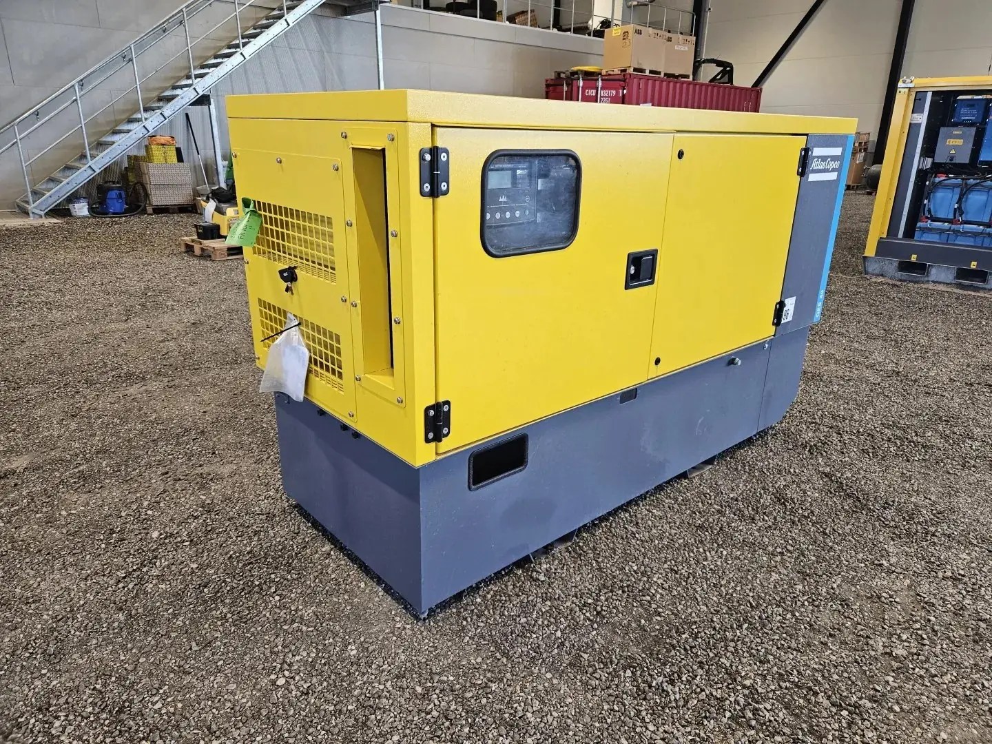 Grupo electrógeno Atlas Copco QES 40 con motor Kubota y cabina insonorizada